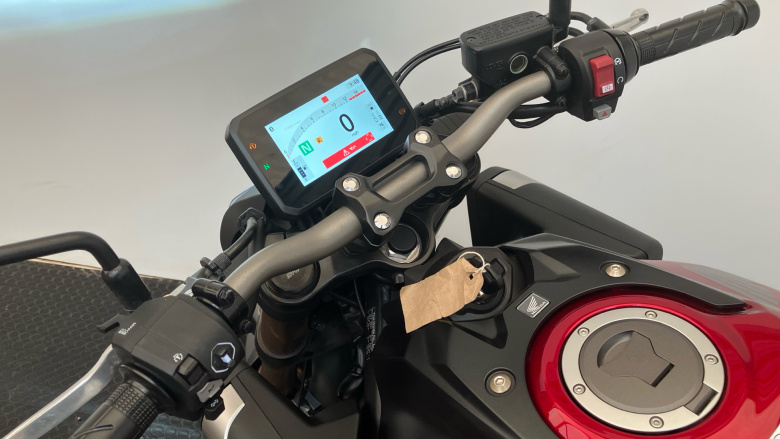 Honda CB650R E-Clutch (24MY)